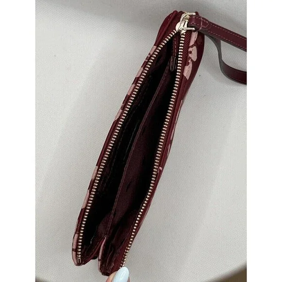 Kate Spade Chelsea The Little Better Medium Wristlet Pouch Wallet Deep Berry NWT - Picture 5 of 9